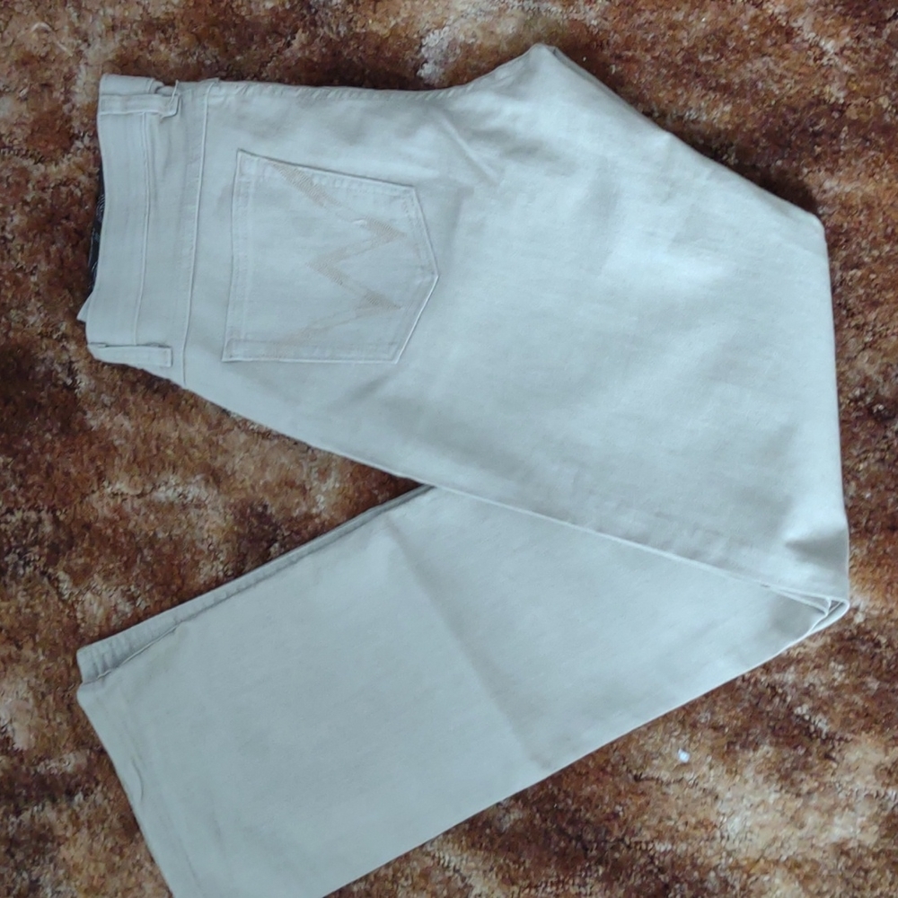 Woman's wrangler jeans